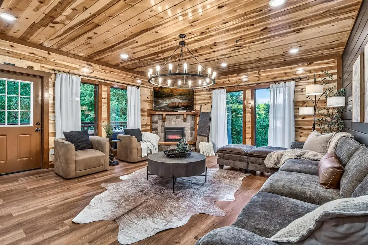 Big Star Lodge — photo 2 of 12, Sevierville TN cabin