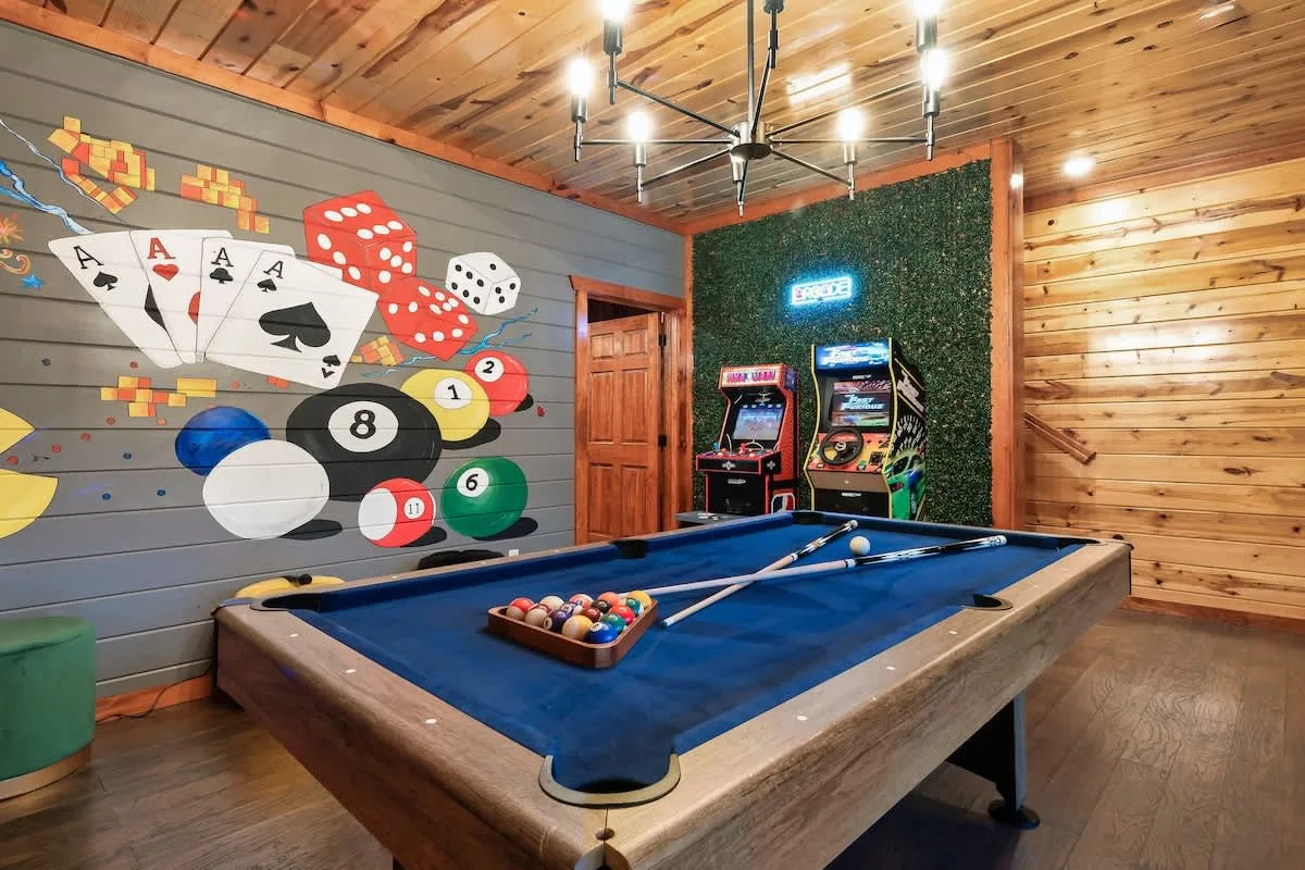 Blackhawk Lodge — photo 4 of 12, Sevierville TN cabin