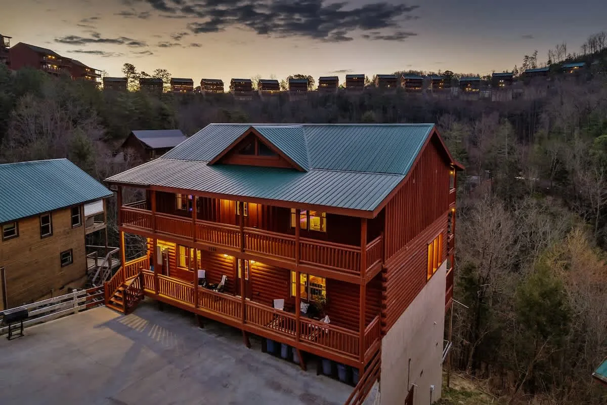 Blackhawk Lodge — photo 6 of 12, Sevierville TN cabin